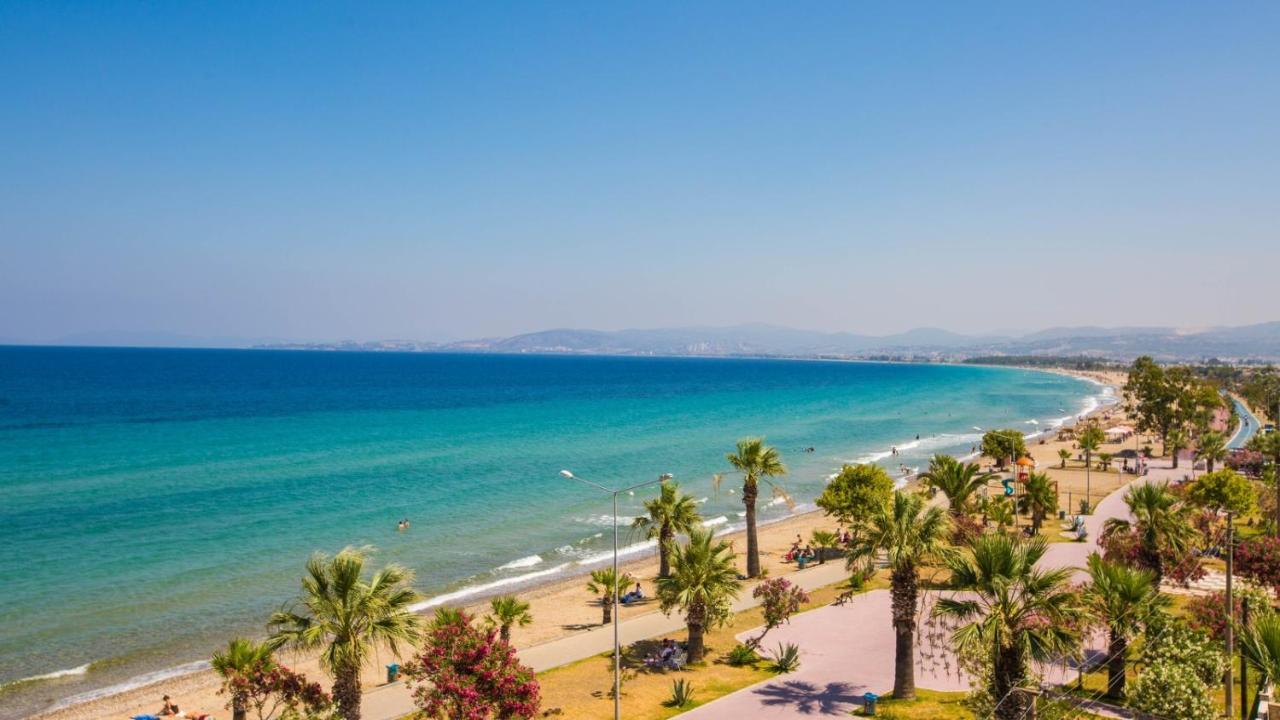 Holiday Hotel Kusadasi Exterior photo